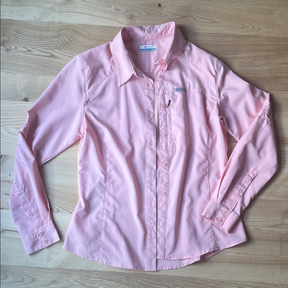 NWOT Columbia Soft Pink Women's Blouse